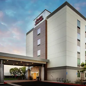 Hampton & Irvine/orange County Airport Hotel